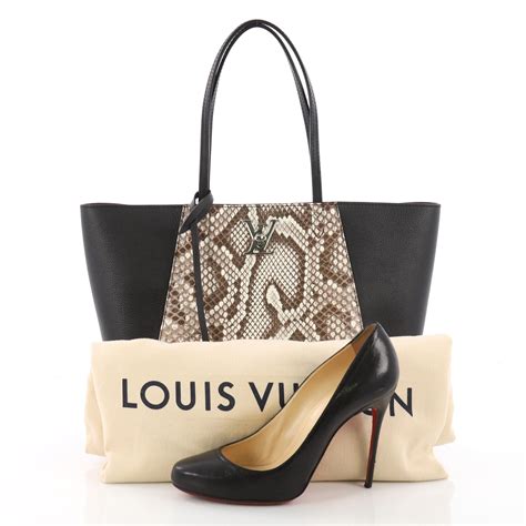 lockme ever bb louis vuitton|Louis Vuitton lockme cabas python.